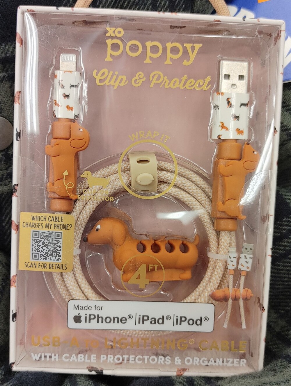 XO Poppy Clip & Protect 4ft USB-A Lightning Cable Brown Dachshund Apple